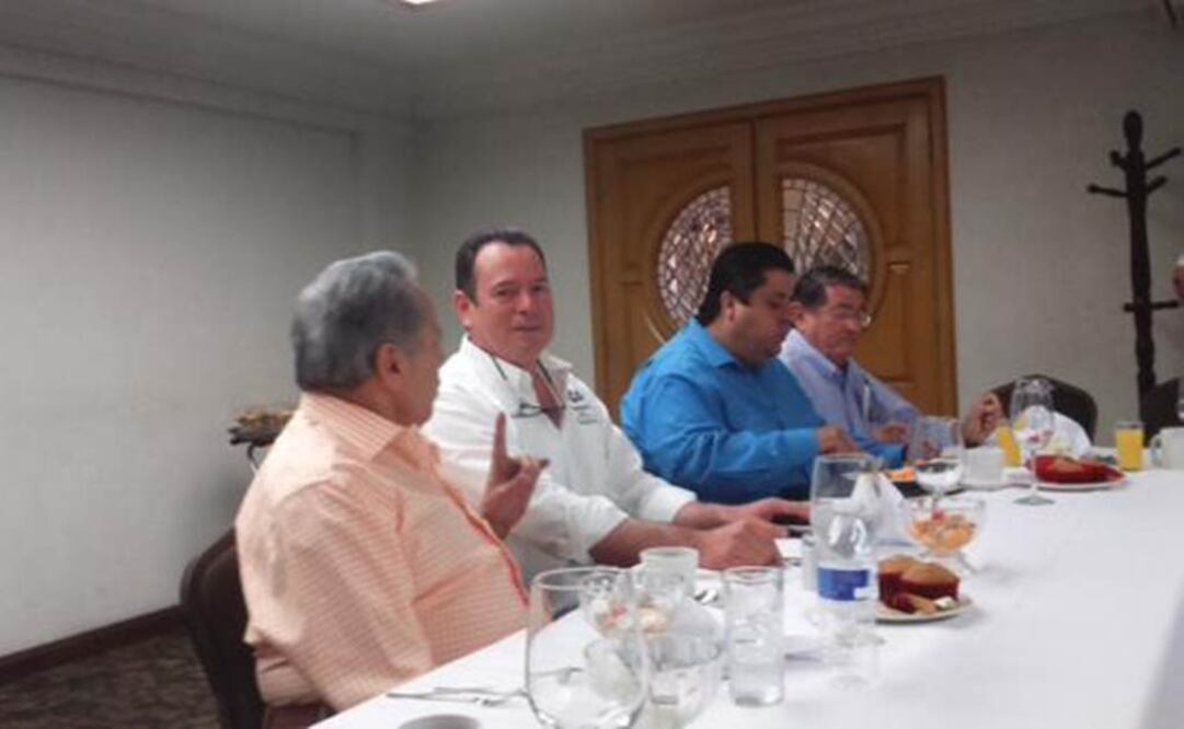 El candidato del PES asegura que el actual gobierno del estado 'avergüenza' a los que lucharon año tras año por lograr un cambio. (Foto: Amalia Escobar / EL UNIVERSAL)