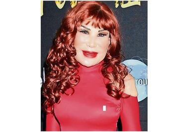 Lyn May acude a ver a Carmen Salinas; niega rencillas