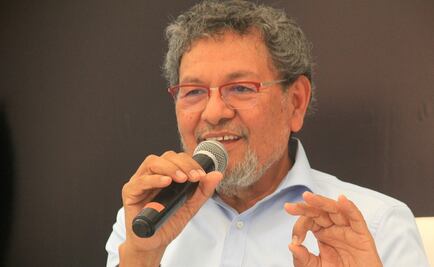 La novela negra crece en América Latina: Élmer Mendoza