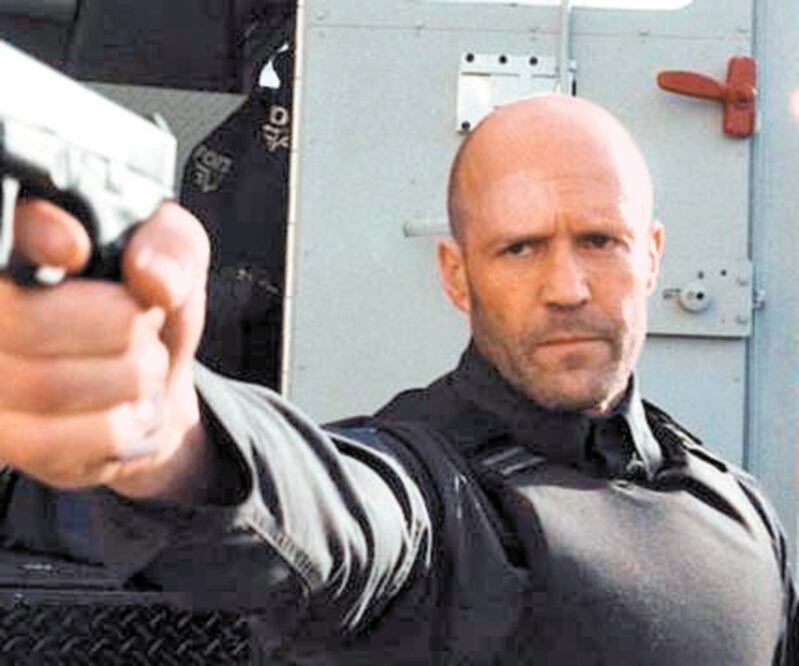 Jason Statham interpreta a H en Wrath of man, un misterioso guardia de seguridad. Foto: Miramax, nited Artist Releasing 