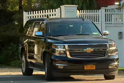 Hallan explosivo en casa de los Clinton; otro fue enviado a los Obama