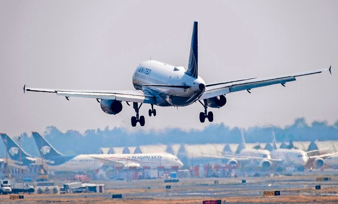 La SICT indicó que esto se debe a que el Servicios a la Navegación en el Espacio Aéreo Mexicano (SENEAM) utiliza herramientas y sistemas propios que están blindados de interferencias externas.