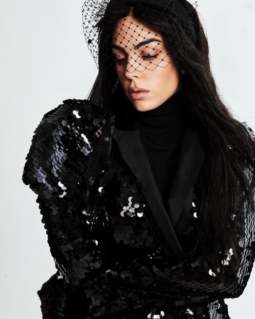 Georgina Rodríguez confirma por qué es una de las mujeres más hermosas en artística producción de fotos