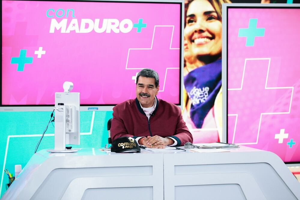 El presidente de Venezuela, Nicolás Maduro, durante su programa de televisión 'Con Maduro +', en Caracas. FOTO: EFE