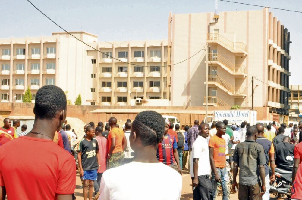 Un grupo armado tomó el hotel Splendid, donde se hospedaba la mexicana; la joven se resguardó en su habitación y salió ilesa (ARCHIVO EL UNIVERSAL)