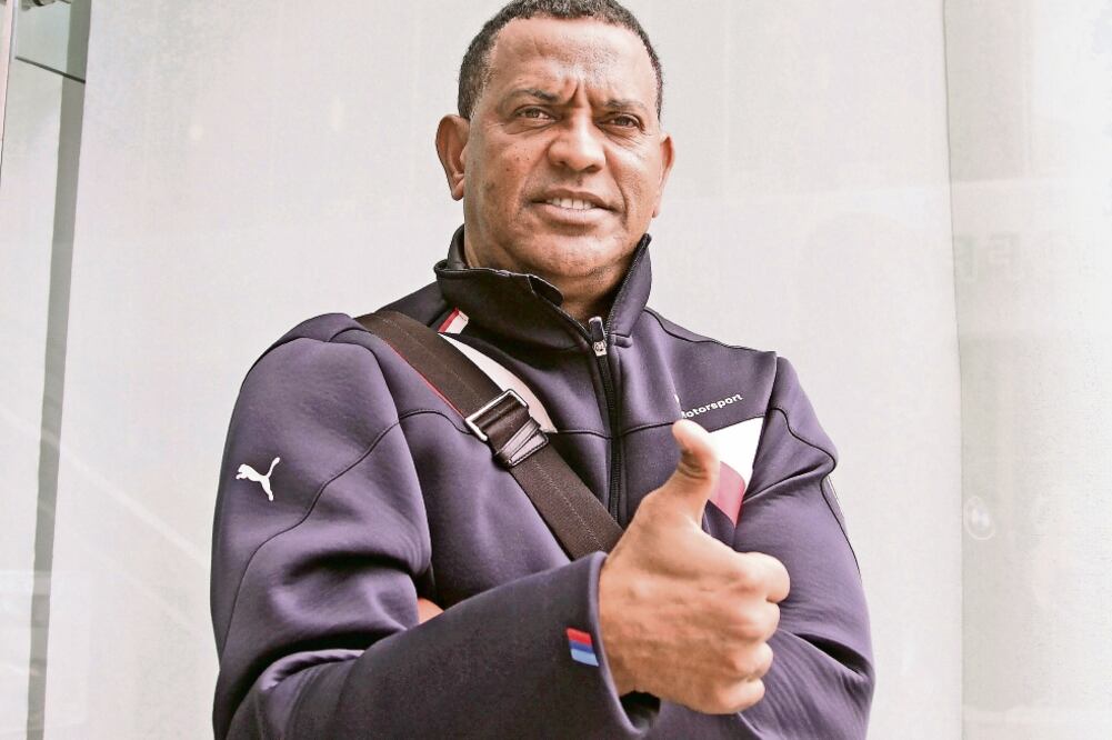 El comentarista vislumbra un juego trabado en medio campo. (CARLOS MEJÍA. EL UNIVERSAL)