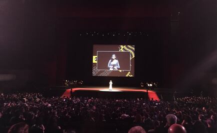 Dolores Heredia recuerda a los 43 en los Ariel