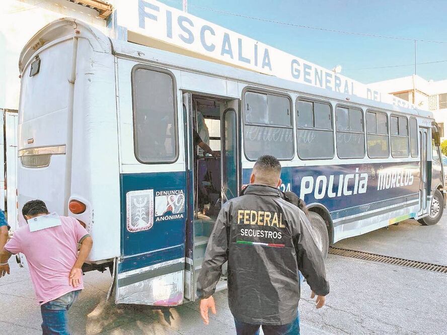 Durante un operativo, el martes pasado, se logró la liberación de tres operadores de autobuses que habían sido secuestrados. Foto: ESPECIAL