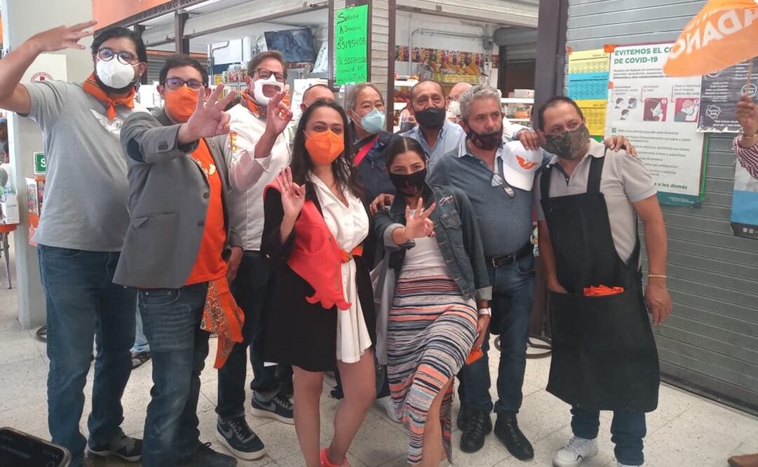 Rodrigo Cordera Tacker visitó el mercado 1 de Diciembre donde platicó con carniceros, abarroteros, restauranteros y vendedores de ropa, así como visitantes. Especial