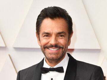 Oscars 2022: El sofisticado look con el que deslumbró Eugenio Derbez