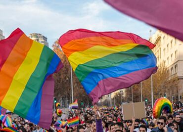 Reportan decenas de detenidos tras Marcha del Orgullo LGBTTTI+ en Turquía