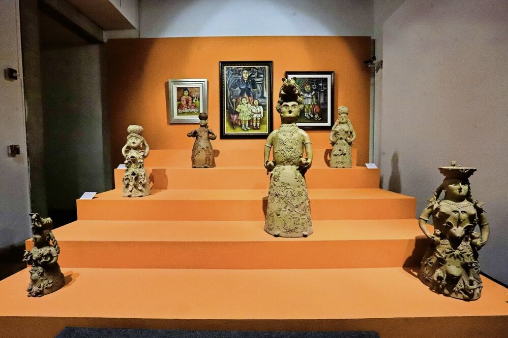 La muestra Teodora Blanco/María Izquierdo. Percepciones de Belleza presenta 114 obras: 83 esculturas de Blanco y 31 pinturas de Izquierdo, provenientes de 19 colecciones de México y EU.  Foto: Fernanda Rojas / EL UNIVERSAL