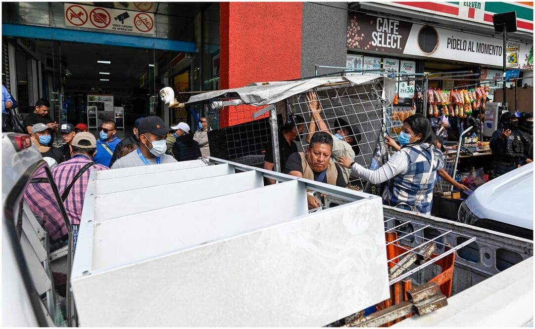 Puestos ambulantes en Naucalpan. Foto: Especial