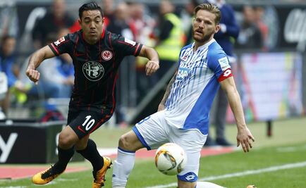 Marco Fabián juega en derrota de Frankfurt