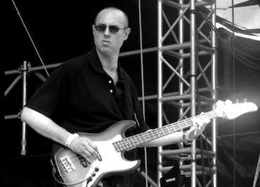 Muere Fernando Díaz Corona, bajista original de Los Amantes de Lola