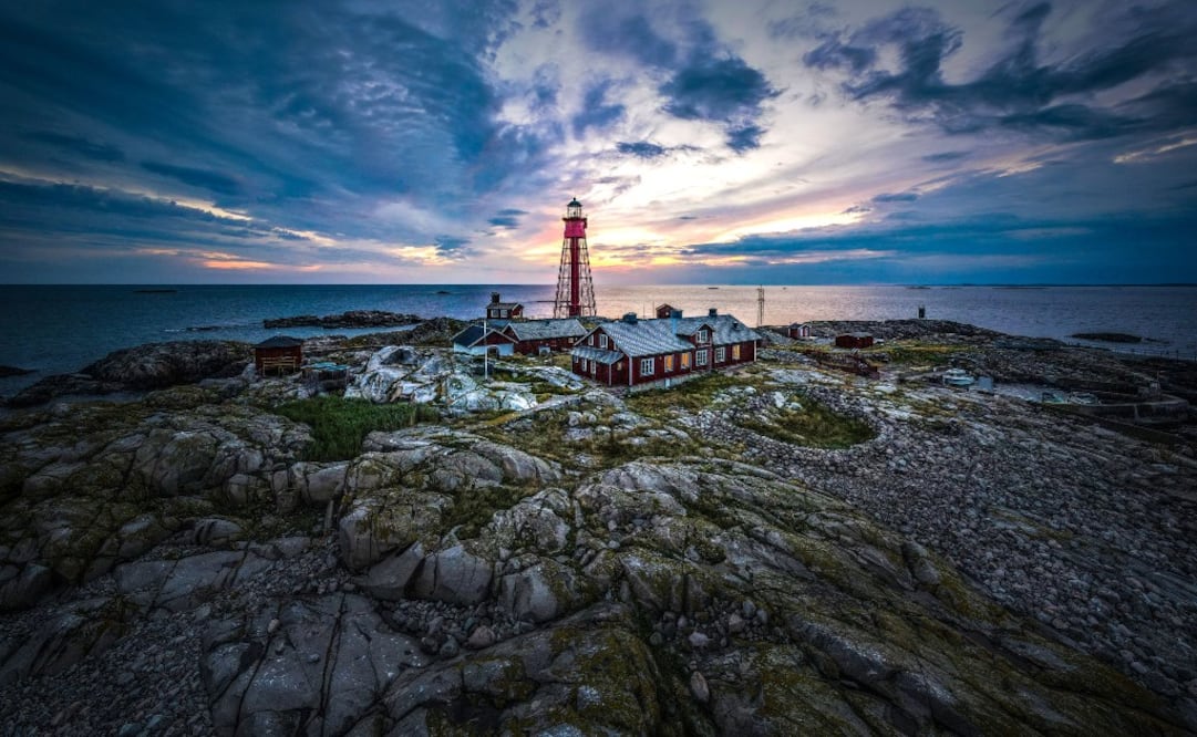 Desde hace más de un siglo se levanta este faro. Foto: Erik Nissen Johansen