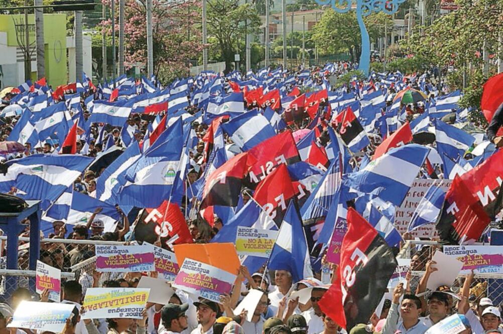 De acuerdo con el gobierno nicaraguense, miles de personas marcharon para pedir estabilidad y paz en el país (CORTESÍA EL19DIGITAL)