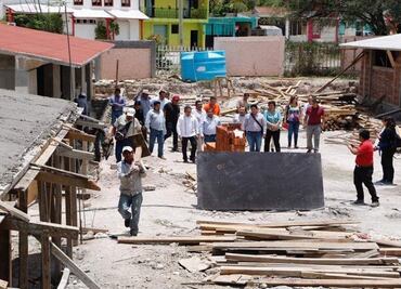Sectores educativo y de Salud, los más atrasados en la reconstrucción tras el 7-S en Oaxaca