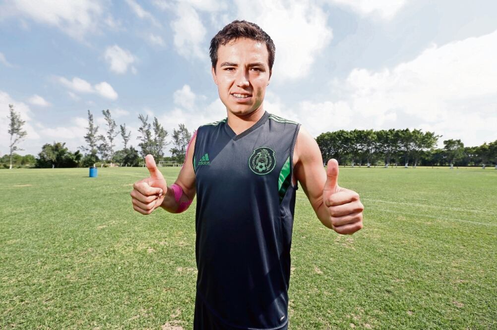 El delantero del Dynamo llega en buen nivel al equipo nacional (LUIS CORTÉS. EL UNIVERSAL)