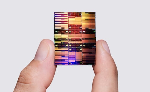 IBM breaks nanometer barrier with next-generation chip technology