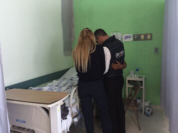 Visita Alejandro Murat a lesionados por helicóptero