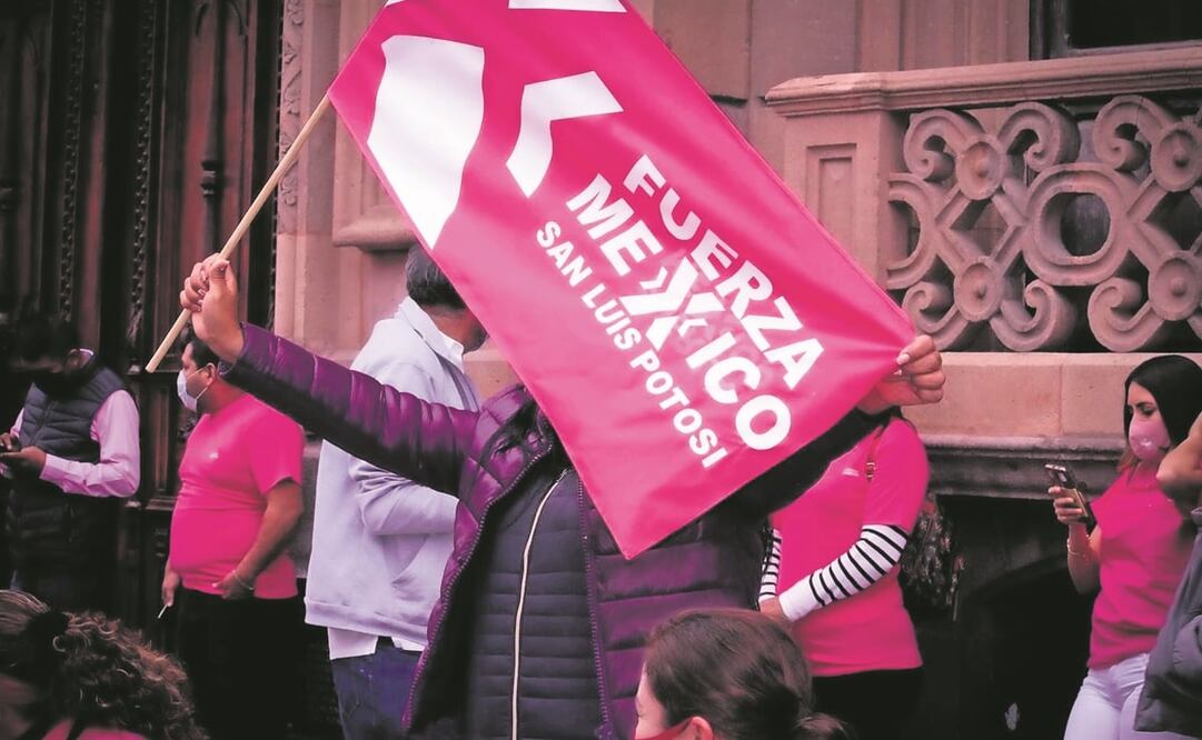 Hoy se someten a discusión los proyectos mediante los cuales el pleno del TEPJF votará si tres partidos nacionales, entre ellos Fuerza por México, conservan o no sus registros. Foto: ARCHIVO EL UNIVERSAL
