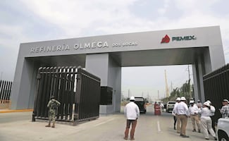 Conato de incendio en Refinería Olmeca; Pemex controla incidente provocado por pérdida de contención en una línea de descarga