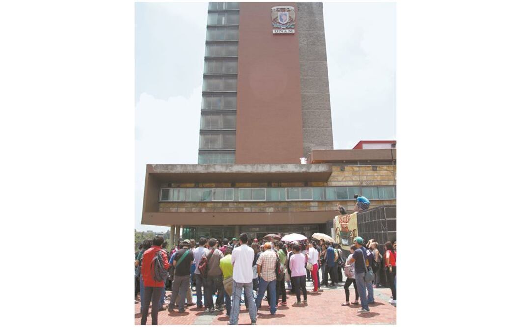 Oportunidades. Cada año en la Zona Metropolitana de la Ciudad de México 250 mil jóvenes son rechazados. ARCHIVO EL UNIVERSAL