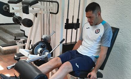 Pablo Aguilar realiza trabajo de gimnasio