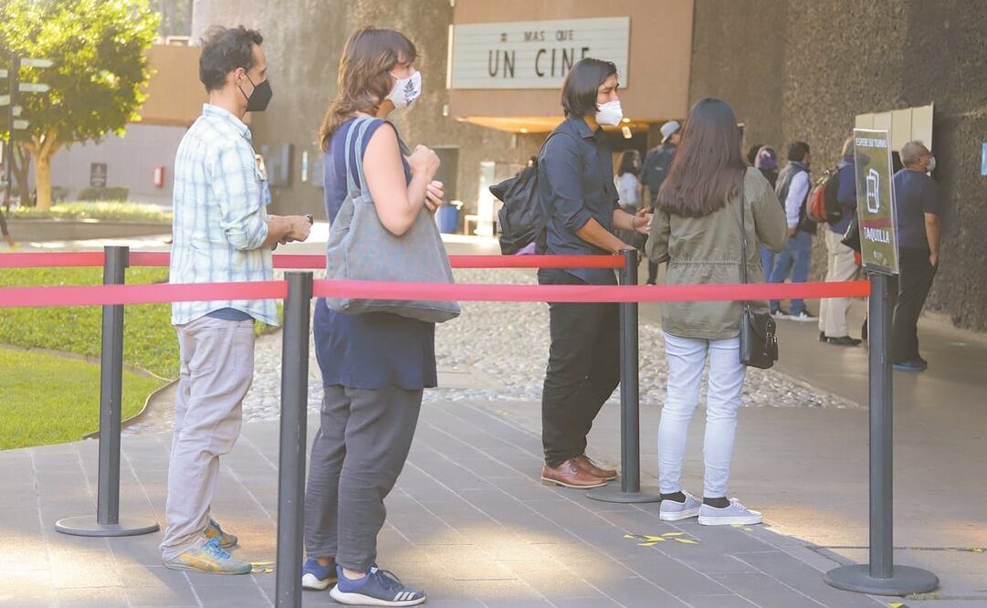 Además de las proyecciones en salas, en la Cineteca Nacional se proyectan funciones en el Foro al aire libre, a las 20:30 horas. Foto: Berenice Fregoso/ EL UNIVERSAL.