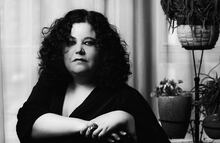 Tejer con la pluma: las andanzas de Artemisa Téllez por las escrituras lesbianas