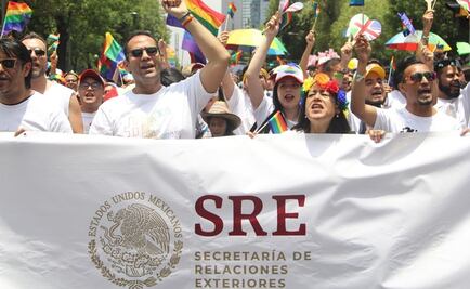 SRE participa en la 41 Marcha por el Orgullo LGBTTTI