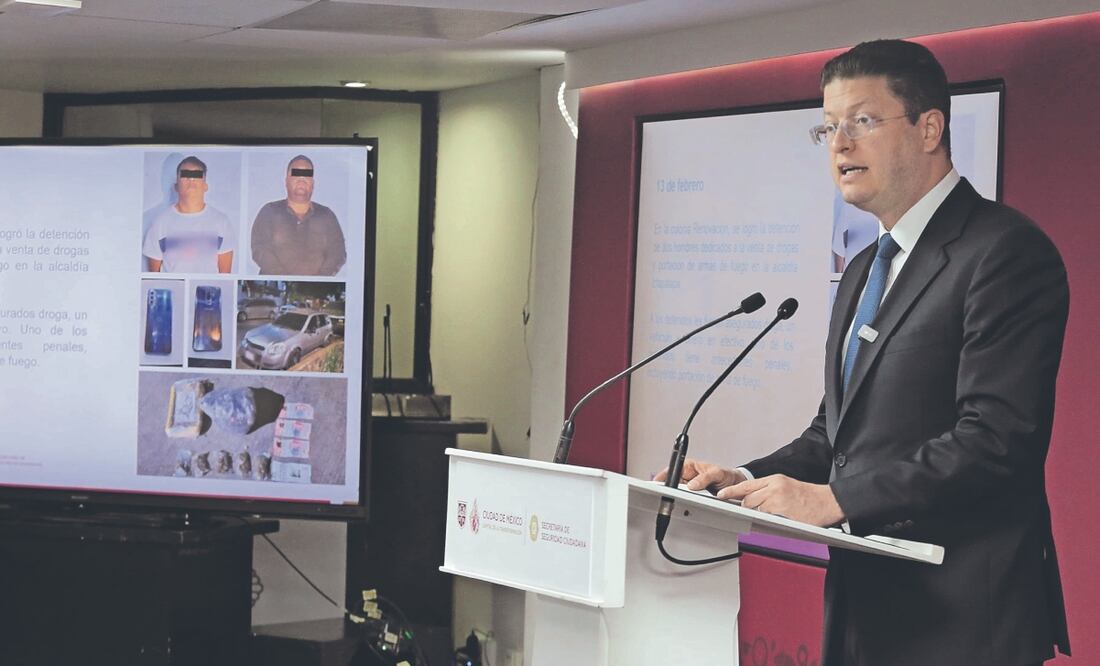 En conferencia, el titular de la SSC señaló que una de las modalidades utilizadas para la extorsión es a través de llamadas telefónicas. Foto Especial