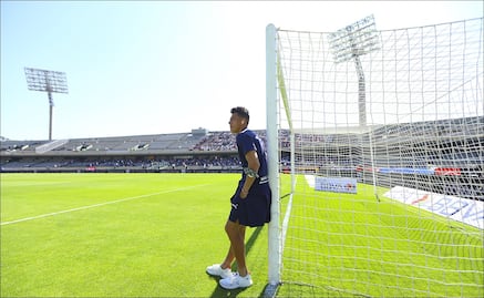 Héctor Moreno vuelve a jugar en CU después de 15 años