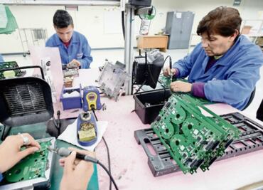 Economía logra una ligera recuperación en agosto