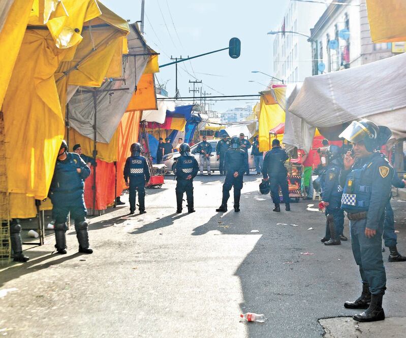 Autoridades capitalinas determinaron que El Hormiga tiene su centro de operaciones en la zona de Tepito. Foto: ARCHIVO EL UNIVERSAL