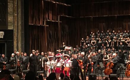 Cantos wirárikas y Philip Glass en Bellas Artes