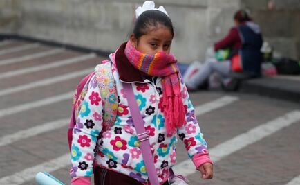 Aún con bajas temperaturas, escuelas no suspenden clases en Edomex