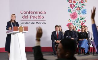 Sheinbaum prevé cerrar 2026 sin problemas en abasto y precio del diésel; “somos autosuficientes en producción”, asegura