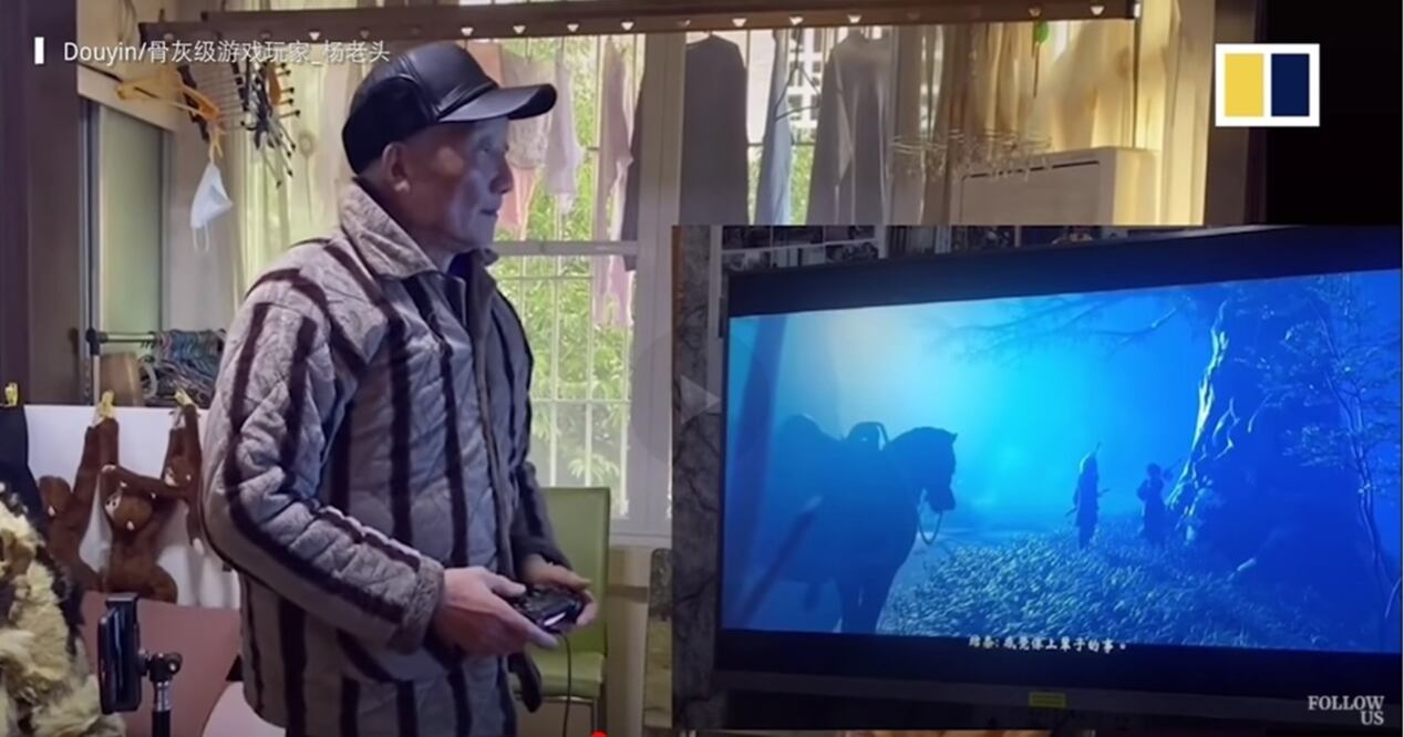 Los videojuegos de terror son los favoritos de este abuelito gamer / Foto: Canal de YouTube South China Morning Post