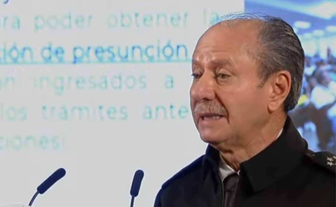 Almirante José Rafael Ojeda Durán señaló que faltan por localizar cuatro embarcaciones. Foto: Especial