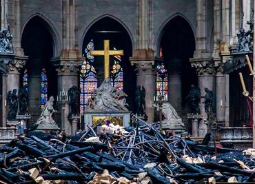 Incendio en Notre Dame dispara ventas de "Nuestra señora de París"