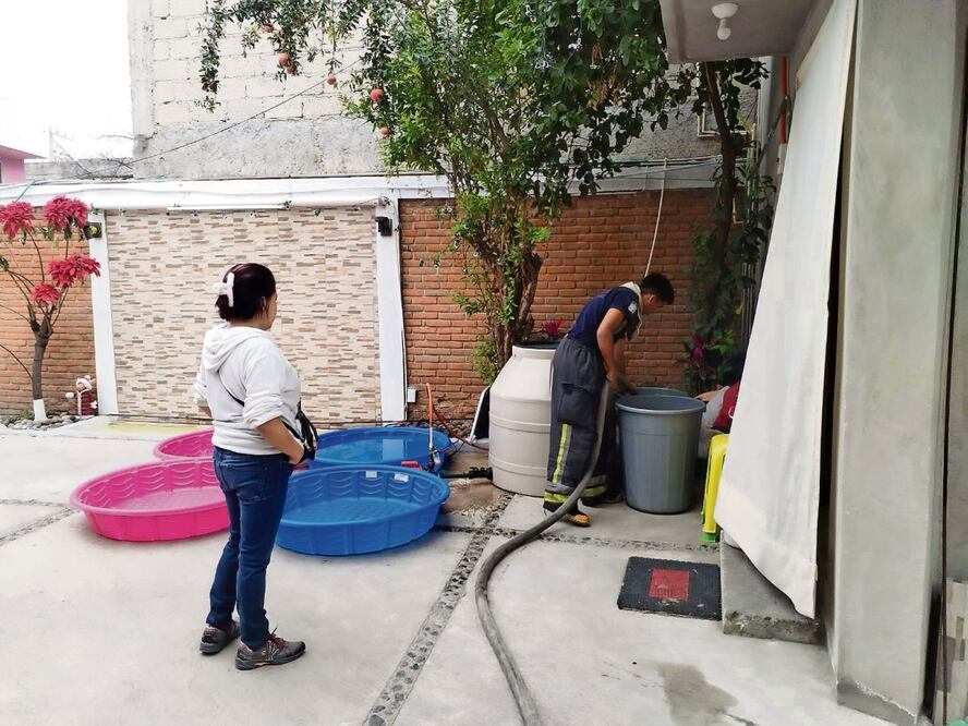 La familia Zamora invirtió 10 mil pesos para enfrentar la escasez. Foto: ESPECIAL