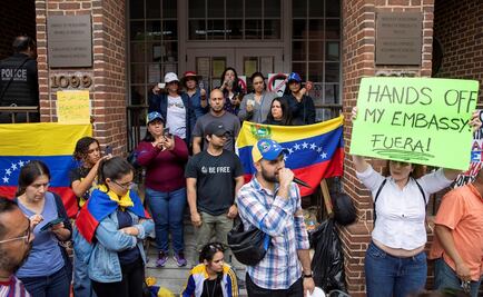 Canciller Arreaza pide a EU proteger embajada de Venezuela