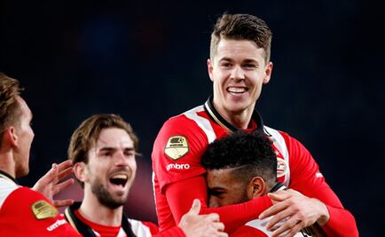 Guardado reaparece en la liga; PSV reafirma el liderato