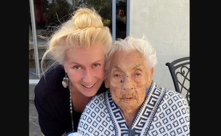 Por salud, abuelita de Laura Zapata y Thalía recibe la santa unción