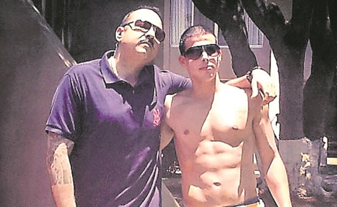 José Emiliano ya casi no figura en las fotografías del cantante compartidas en redes sociales (INSTAGRAM)