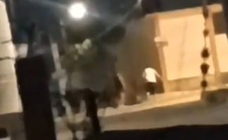 Graban a alcalde de San Luis Potosí en riña callejera; solo fueron unos “trancasitos y una patadas”, asegura 