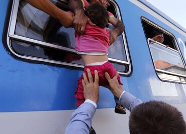 Croacia envía a refugiados a Hungría