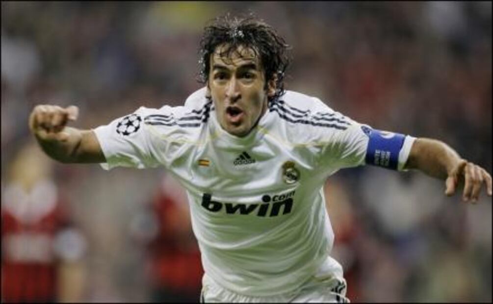 Grandes zurdos en la historia del balompié